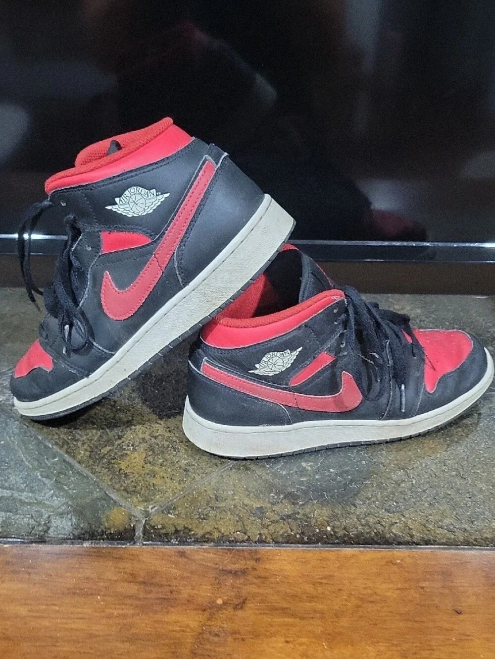 Nike Kids High-Top Sneakers in Black and Red